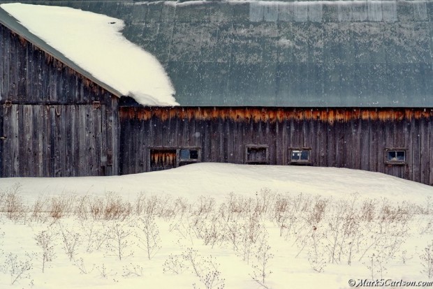 Leelanau Grey Barn in Winter, ©Markscarlson.com | Great Lakes Photo Tours